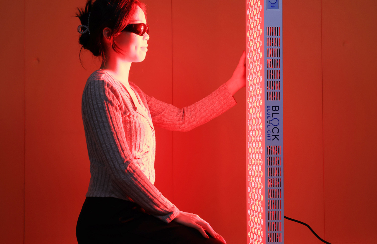 Is Red Light Therapy Damaging To Eyes? BlockBlueLight